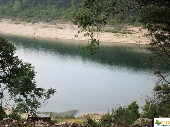 8109 Haley Ct, Salado, TX 76571