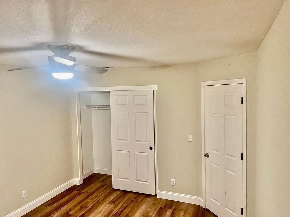 large private bedroom for one person. new vinyl floors. Large step in closet and linen closet outside of room