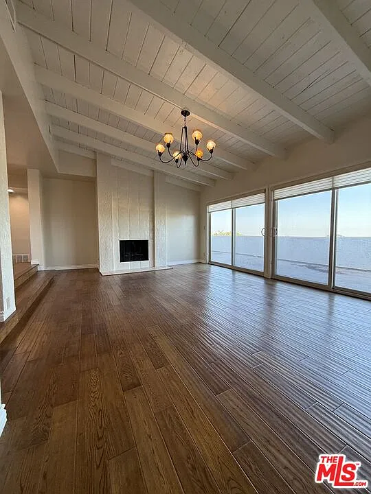 3 bed, 2.0 bath, 1590 sqft, $5,000 — Photo 4