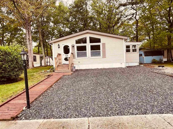 34 Hickory Ln, Mays Landing, NJ 08330