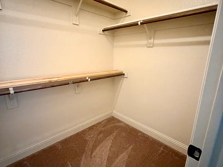 307 Nixon Dr — Photo 12