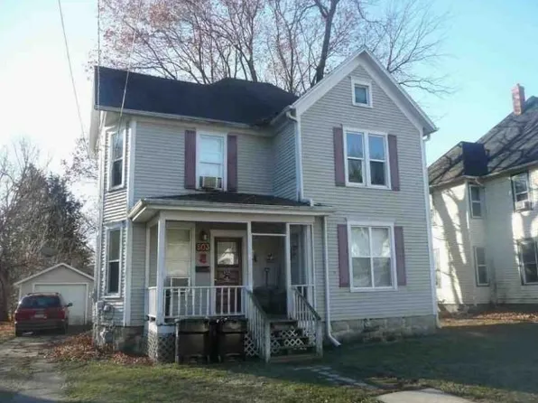 503 W Cottonwood St, Freeport, IL 61032