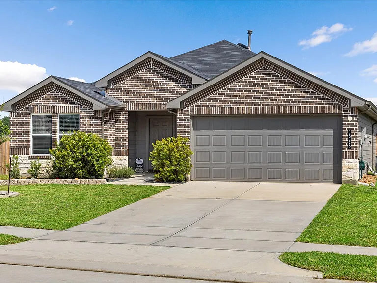 15726 Majestic Evergreen Way — Photo 5