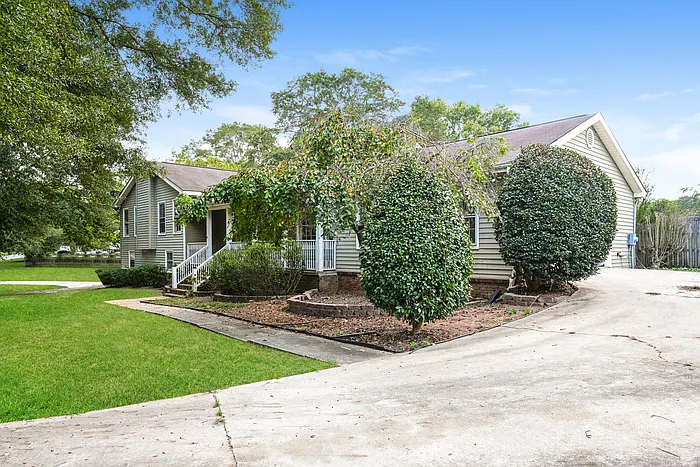 35 Knights Cir — Photo 2
