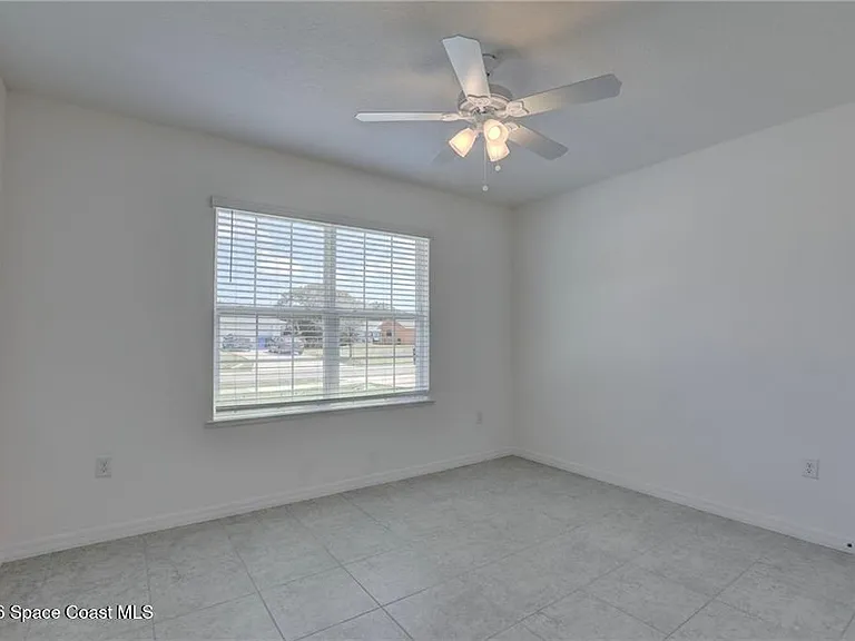 406 Easy St — Photo 28