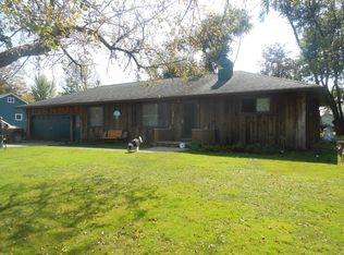 407 W Butternut St, Abbotsford, WI 54405