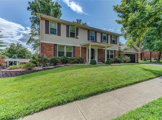 14214 Kinderhook Dr, Chesterfield, MO