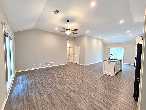 2nd image of 4341 NE Kelsey Rd