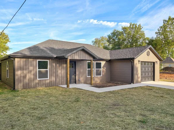 314 N Park Avenue, Aurora, MO 65605