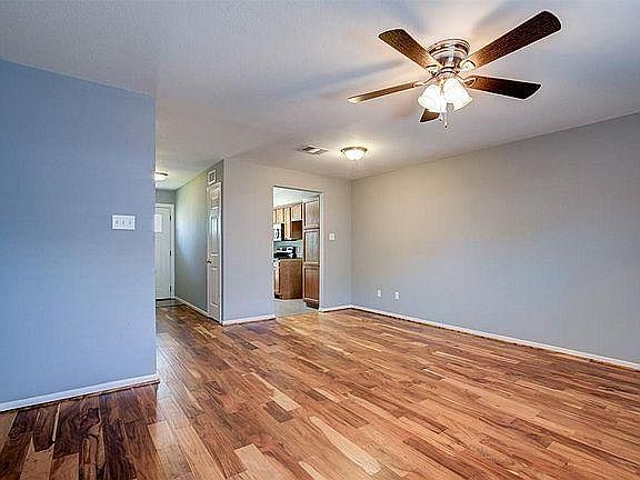 3rd image of 11002 Hammerly Blvd APT 229
