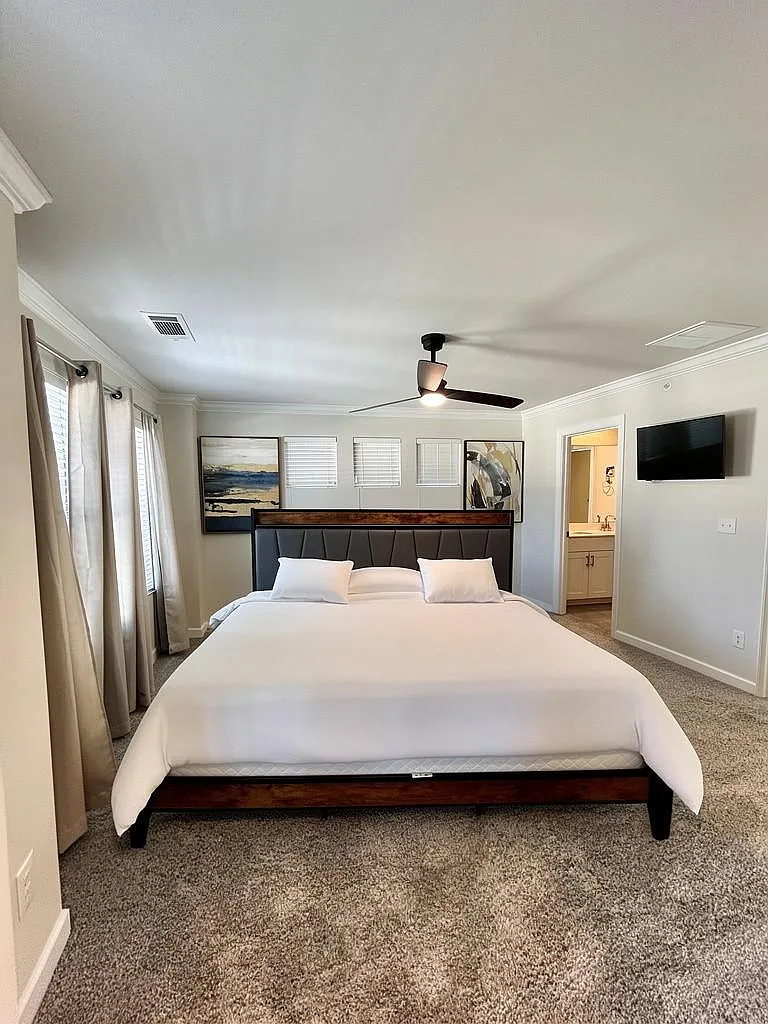 4 bed, 2.5 bath, 2053 sqft, $1,481 — Photo 1