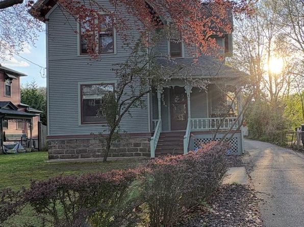 409 Stuart Ave