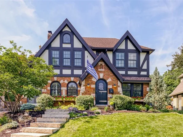 31 W Winthrope Rd, Kansas City, MO 64113