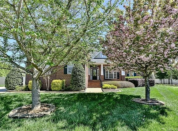 2nd image of 6104 Pine Chapel Dr