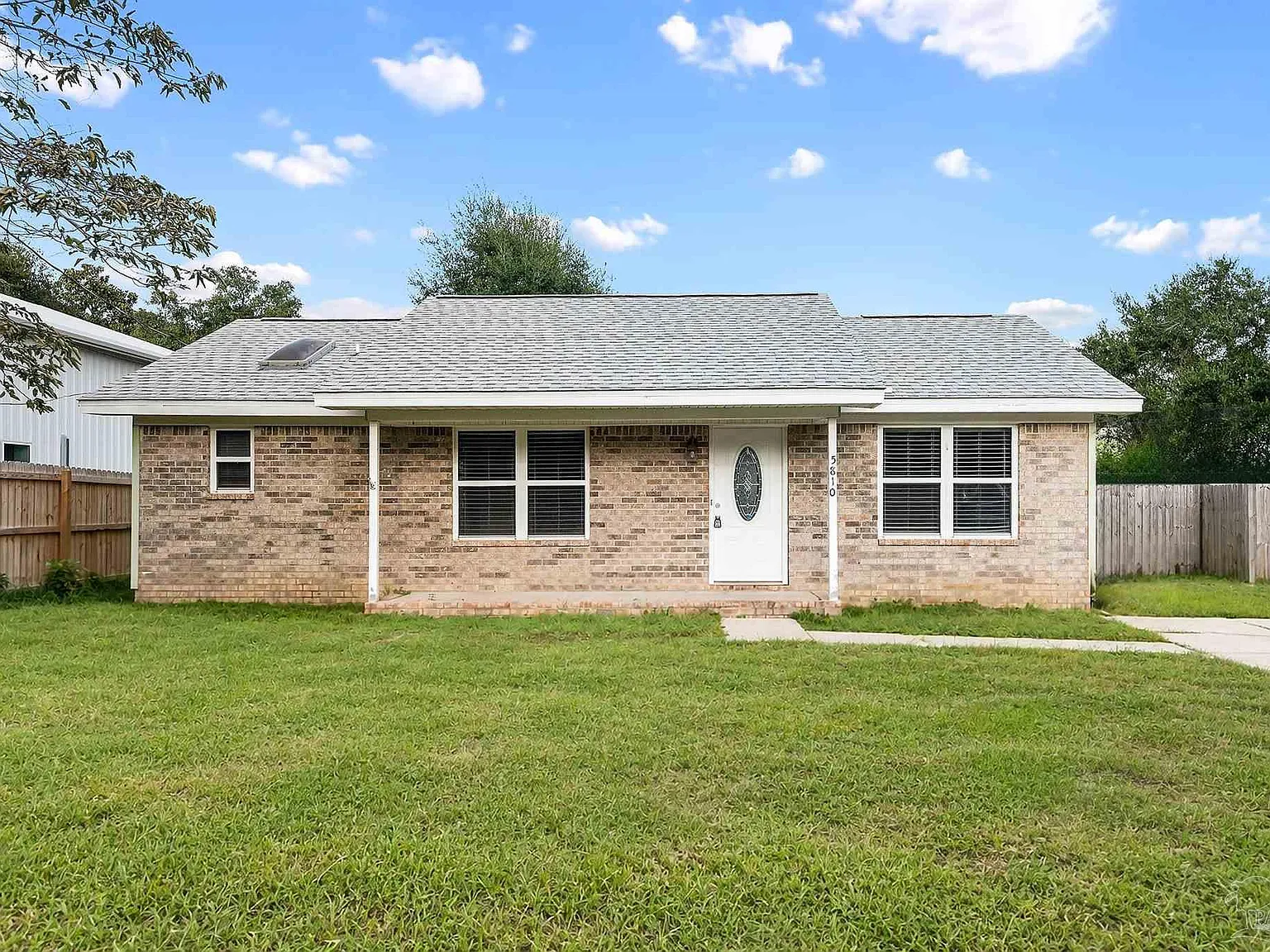 2 bed, 2.0 bath, 1056 sqft, $1,750 — Photo 3