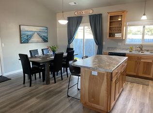 1453 Gavin Ln, McKinleyville, CA 95519