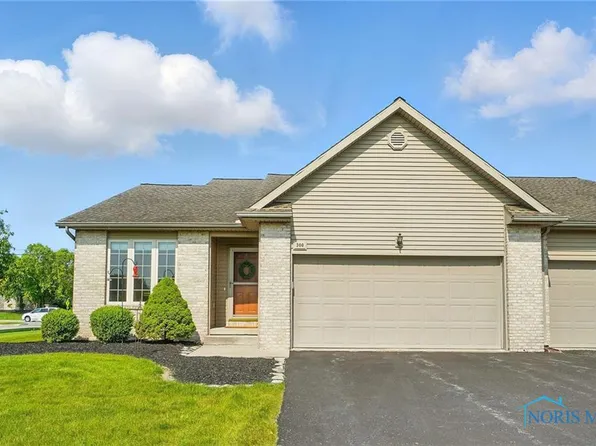 300 Winter Pine Dr #U-300, Findlay, OH 45840