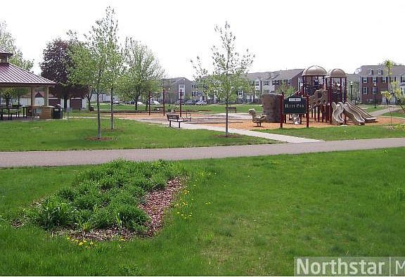 2nd image of 4108 7th St NE