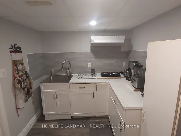 35 Vessel Cres #WALKOUT LOWER — Photo 10