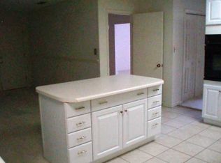 1066 Zurich St, Mobile, AL 36608