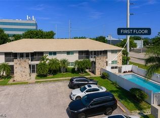 2504 SE 16th Pl APT 104, Cape Coral, FL 33904
