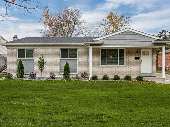 9215 Tavistock Dr, Plymouth, MI 48170