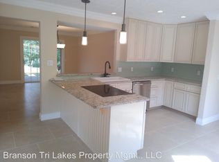 1475 Skyview Dr, Branson, MO 65616