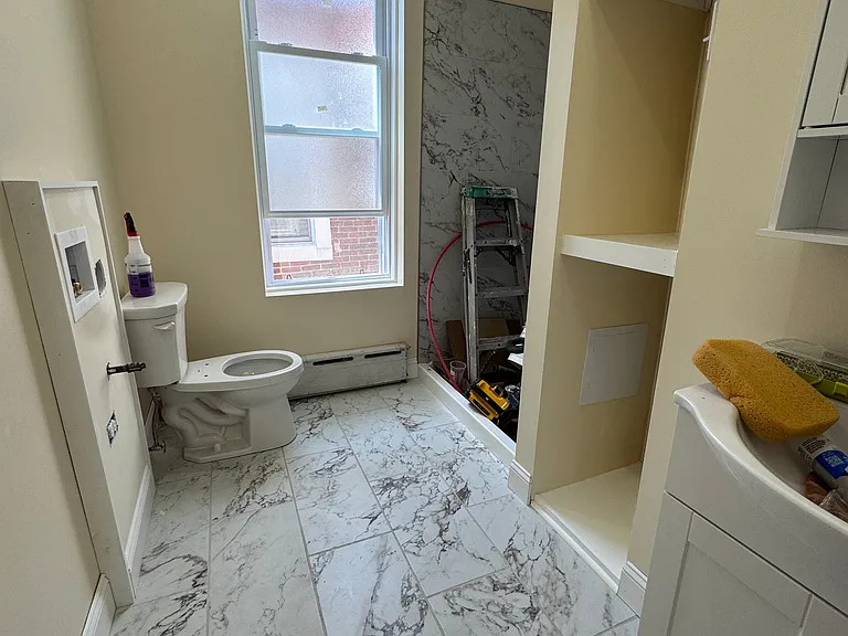 225 S 44th St #3 — Photo 2