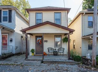 27 W Ramlow Aly, Columbus, OH 43202