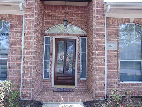2nd image of 417 Meadow Bend Dr