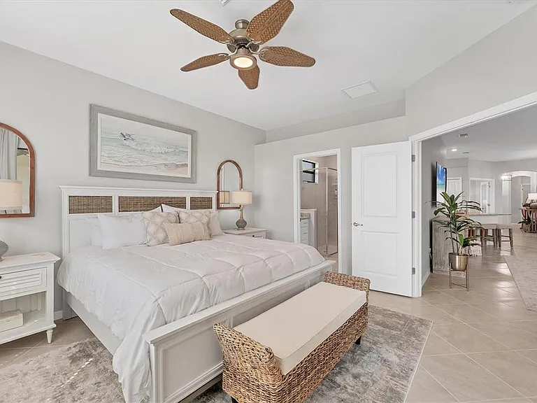 2049 Bonito Way — Photo 28