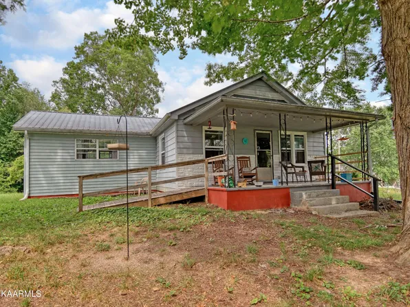 311 Mount Paran Loop, Jacksboro, TN 37757