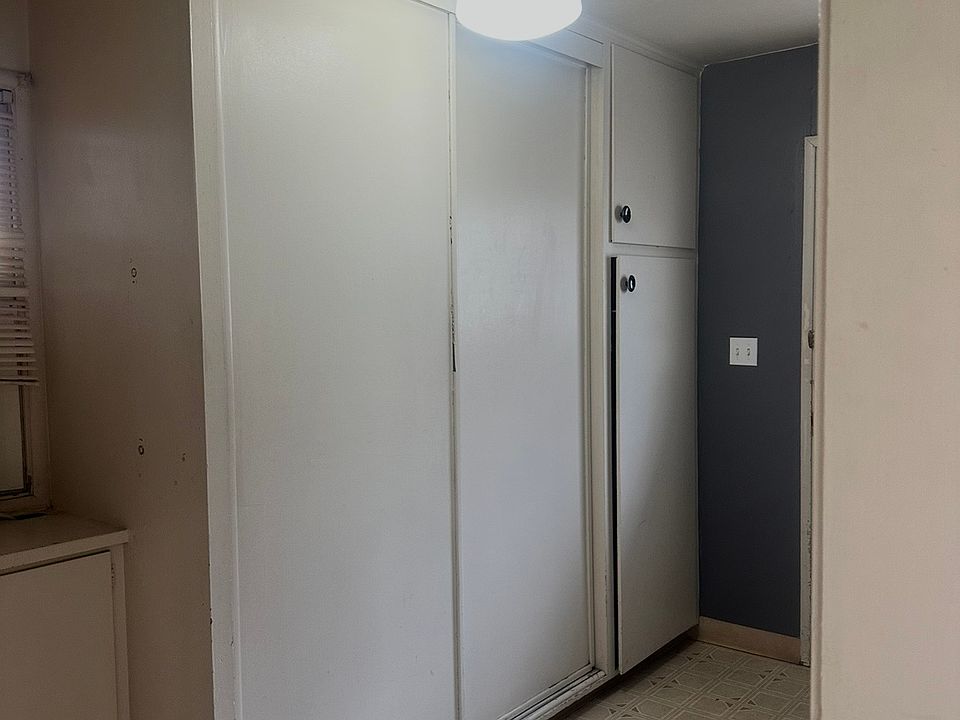 1st image of 9719 E Harney Ln