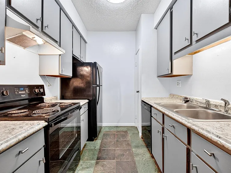 10053 Westpark Dr #297 — Photo 14