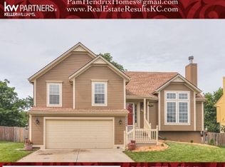 20560 W 219th Ter, Spring Hill, KS 66083