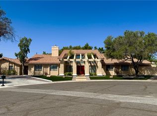 2975 Montessouri St, Las Vegas, NV 89117