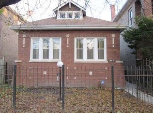 6721 S Artesian Ave, Chicago, IL 60629