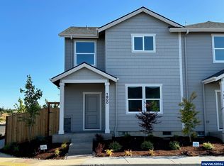 1800 SE Hankel St, Dallas, OR 97338