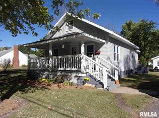 702 N Illinois Ave, Salem, IL 62881