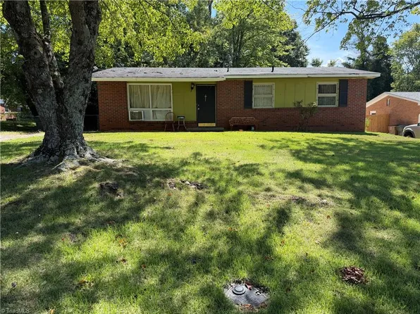 1210 Guest St, Greensboro, NC 27405