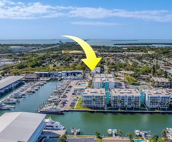 The Moorings Of Maximo, a waterfront Marina Community.