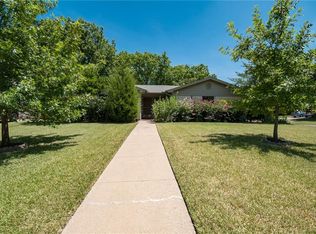 2003 Sexton Dr, Arlington, TX 76015