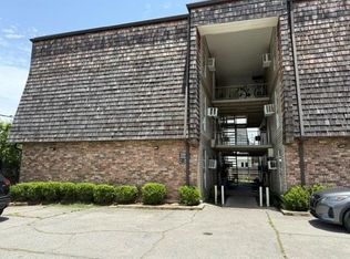 115 W Esplanade Ave APT 8, Metairie, LA 70005
