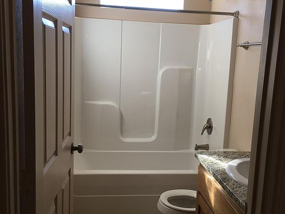 4th image of 841 E North 10th St APT B