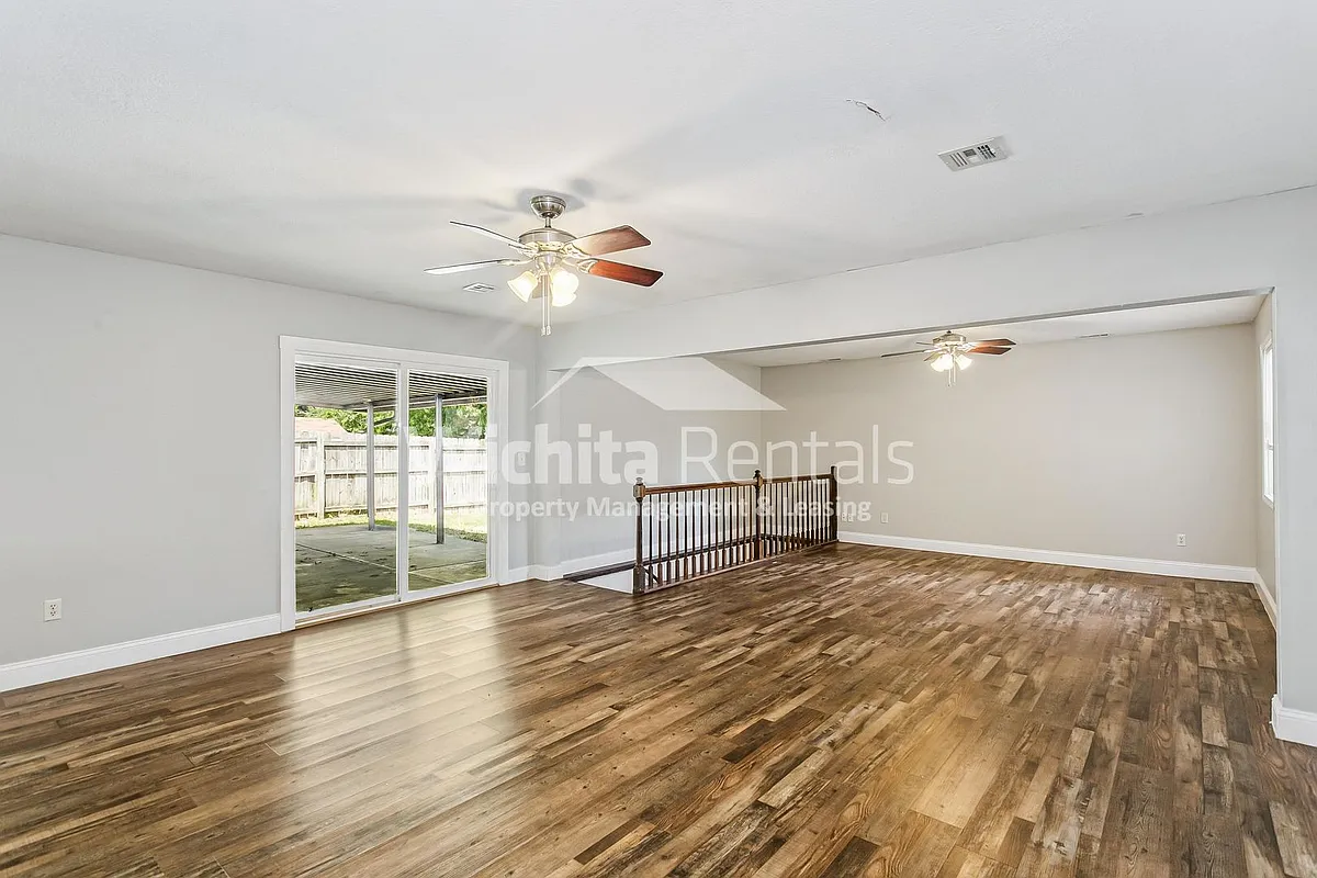 Building Photo - 4549 S Washington Ct