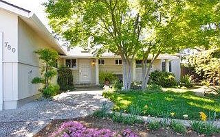 1st image of 780 Connie Dr