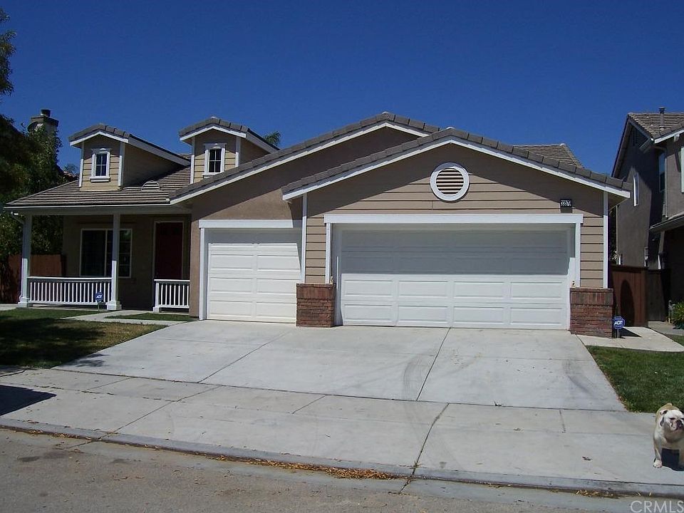 1st image of 33579 Delphinium Ln