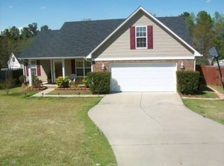 7822 Redwood Ave, Fayetteville, NC 28314