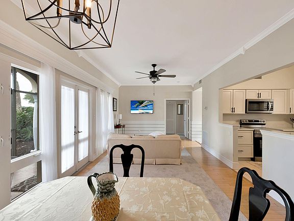 3rd image of 5060 Harmony Cir