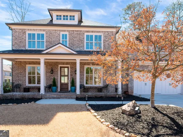 14 Long Island Pl, Sandy Springs, GA 30328